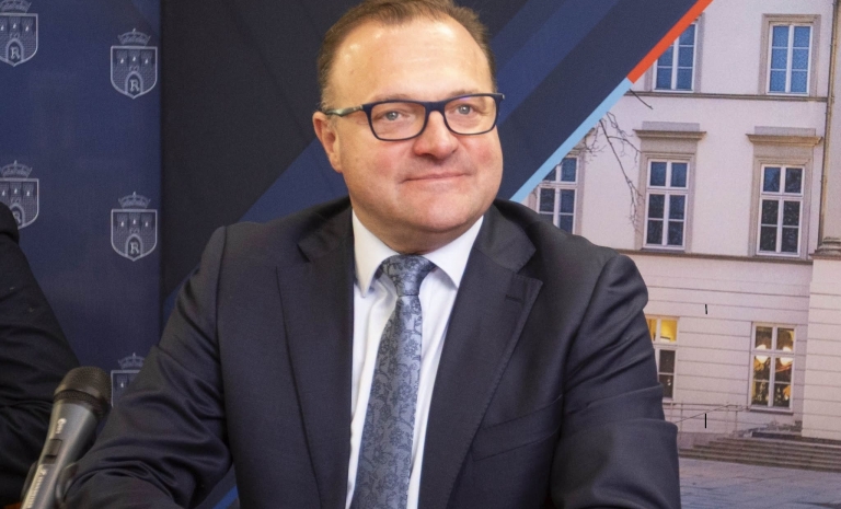Radom wybiera rozwój, nie polityczne konflikty - fiasko radomskiego referendum
